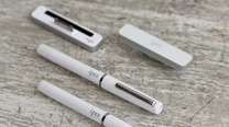 Click here to read The First iPad Stylus With an On-Screen Cursor
